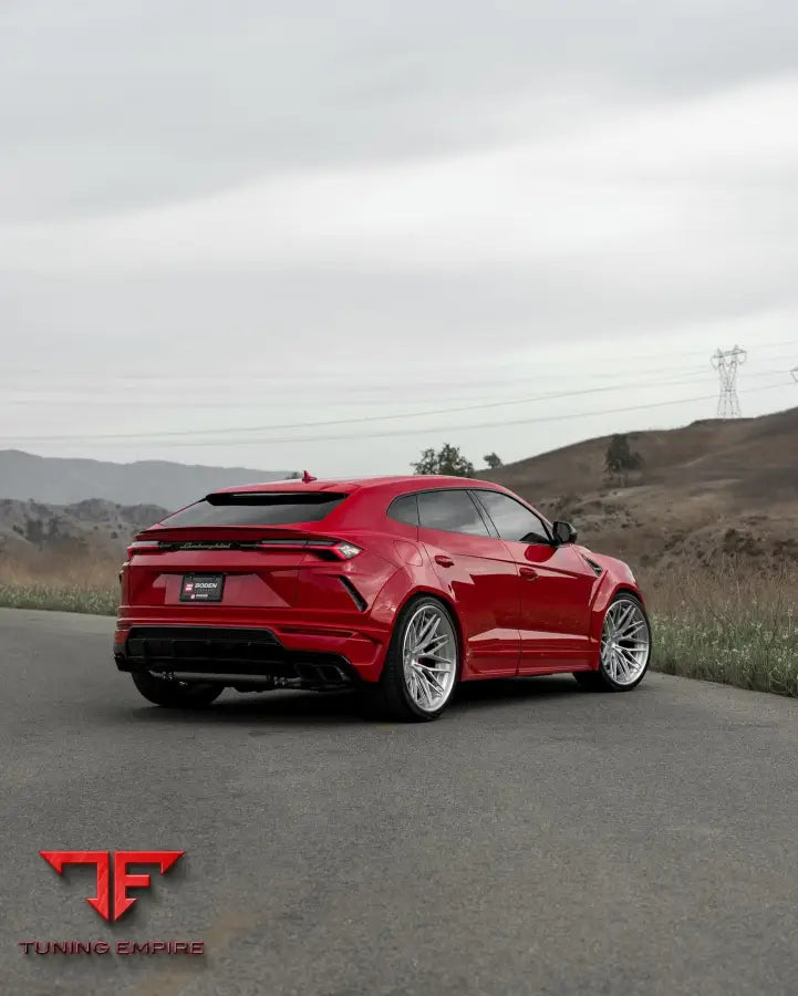LAMBORGHINI URUS FORGED WHEELS AND EXHAUST SYSTEM