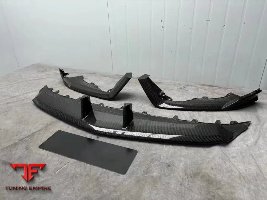 LAMBORGHINI URUS OEM CARBON FIBER PARTS