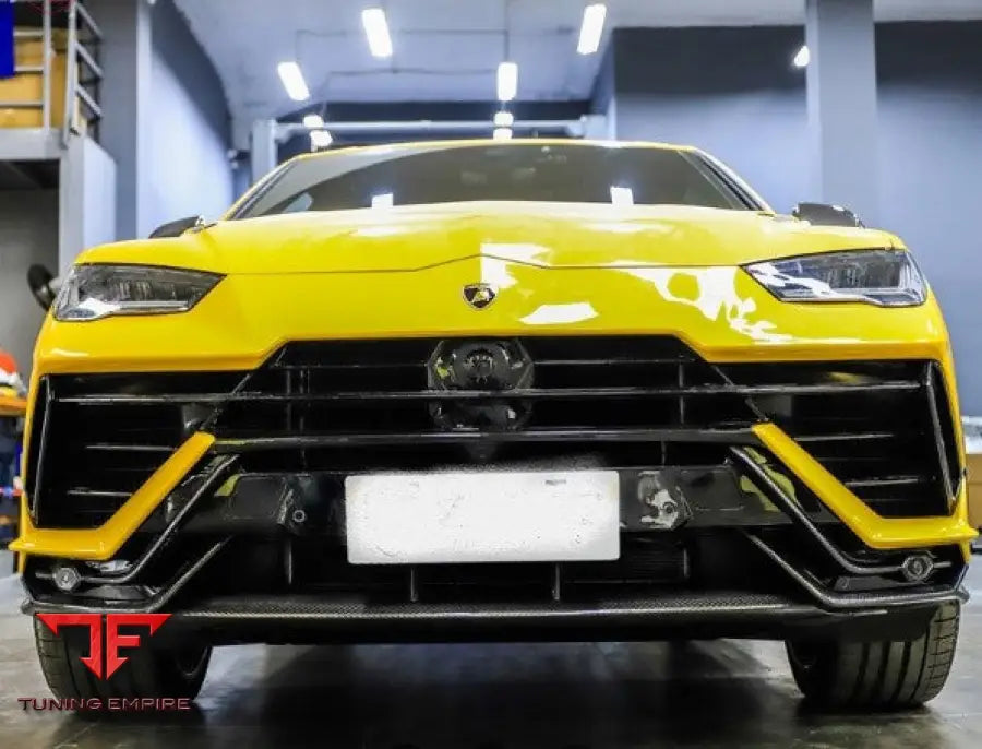 LAMBORGHINI URUS S CARBON FIBER AERODYNAMIC KIT 2023Y
