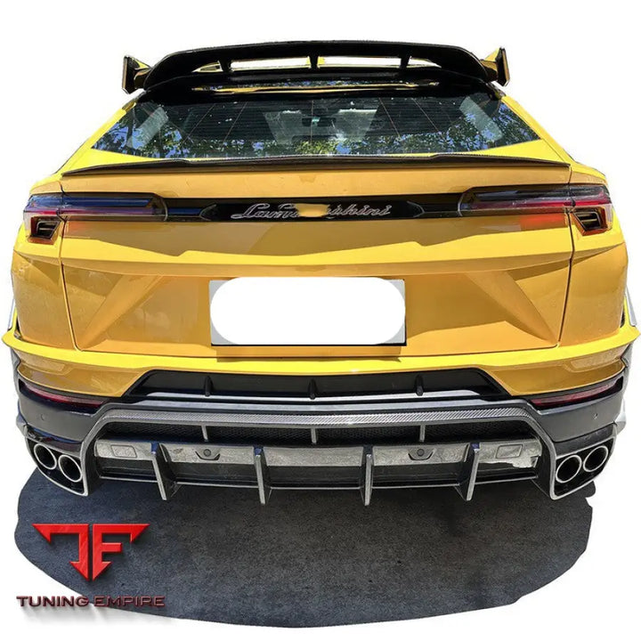 LAMBORGHINI URUS S PERFORMANTE CARBON FIBER BODY KIT