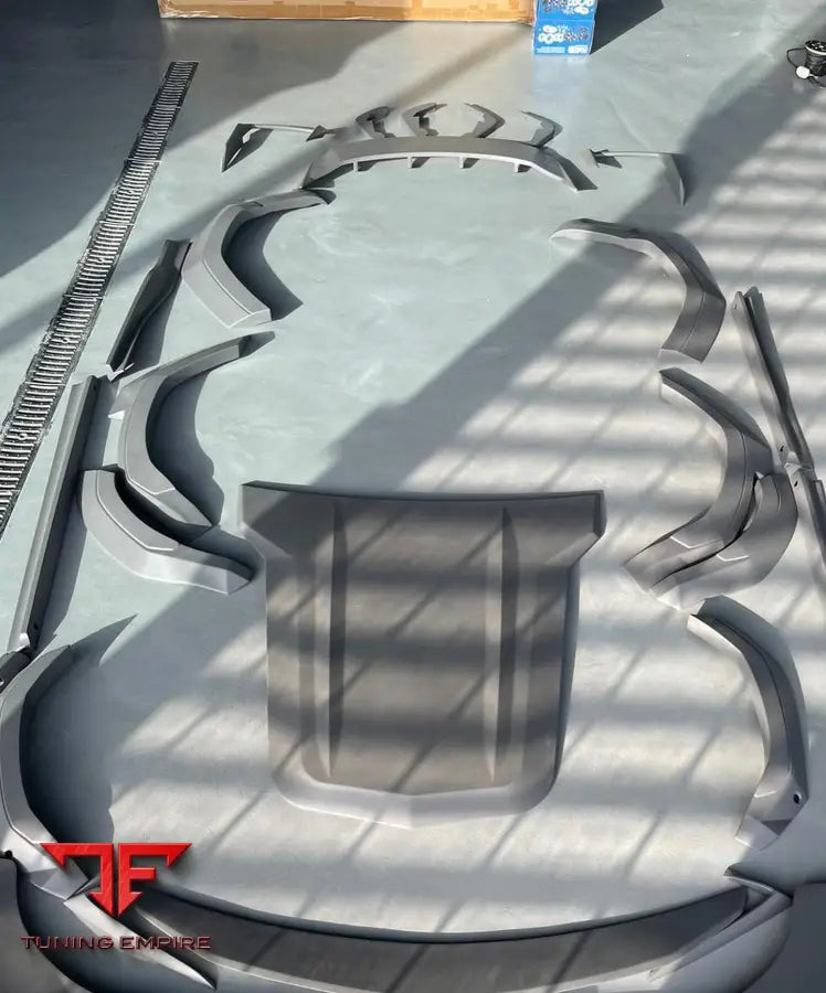 LAMBORGHINI URUS WIDEBODY