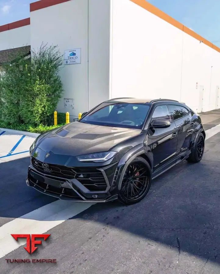 LAMBORGHINI URUS WIDEBODY KIT