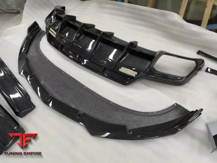 LAMBORGHINI URUS WIDEBODY KIT