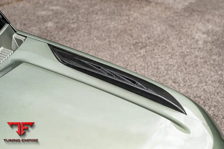 LAND ROVER DEFENDER 110 CARBON FIBER PARTS