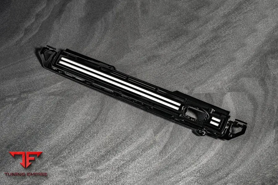 LAND ROVER DEFENDER 110 GRILLE WITH LED LIGHTBAR 2020Y