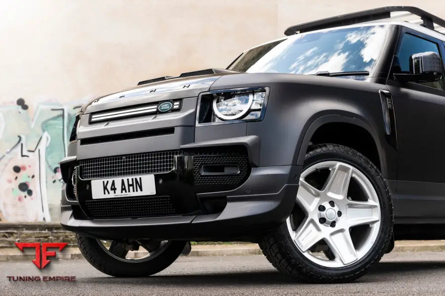 LAND ROVER DEFENDER 110 GRILLE WITH LED LIGHTBAR 2020Y