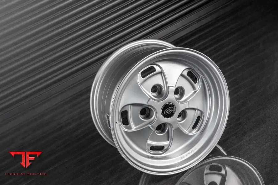 LAND ROVER DEFENDER 110 KAHN FORGED WHEELS