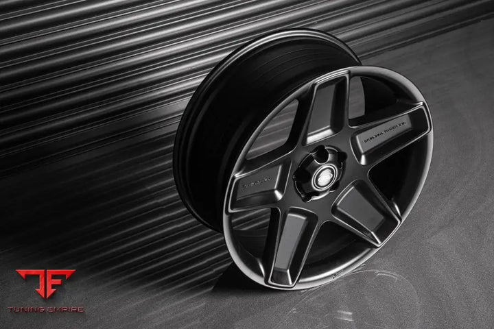 LAND ROVER DEFENDER 130 KAHN FORGED WHEELS