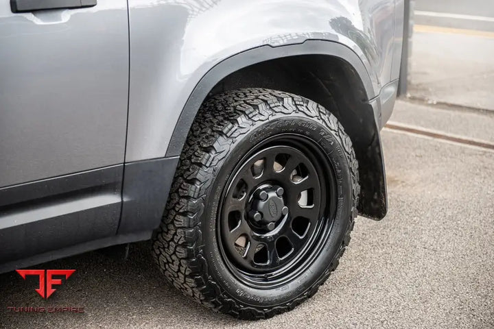 LAND ROVER DEFENDER 130 KAHN WHEELS