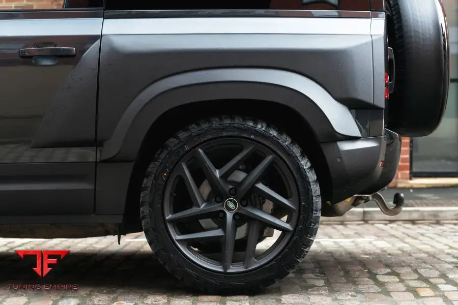 LAND ROVER DEFENDER 90 WIDE TRACK BODYKIT 2020Y