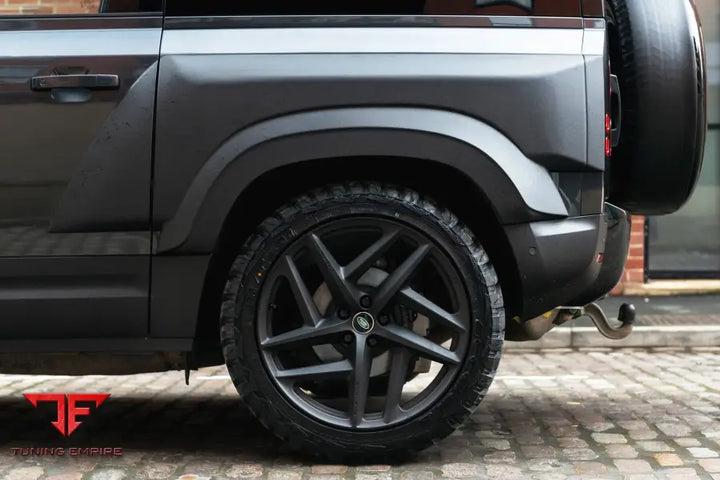 LAND ROVER DEFENDER 90 WIDE TRACK BODYKIT 2020Y
