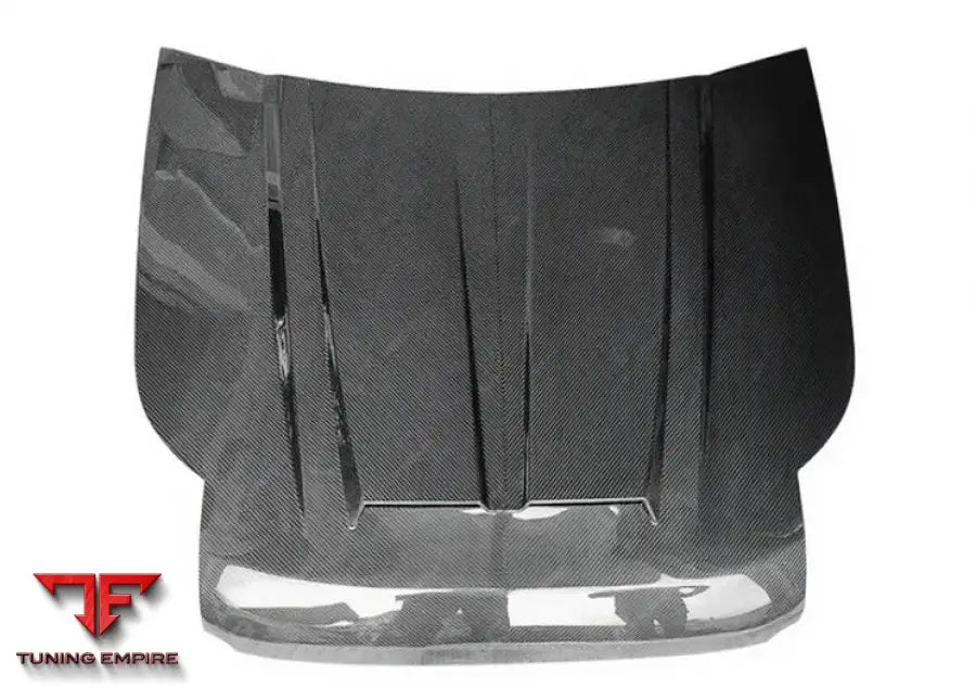 LAND ROVER DEFENDER CARBON FIBER ENGINE HOOD