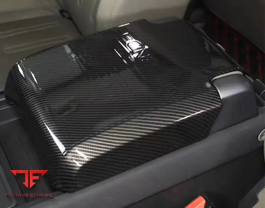 LAND ROVER DEFENDER DRY CARBON ARMREST GUARD 2020