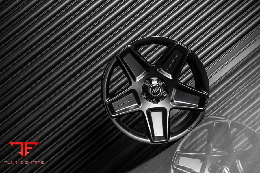 LAND ROVER DEFENDER KAHN FORGED ALLOY WHEELS
