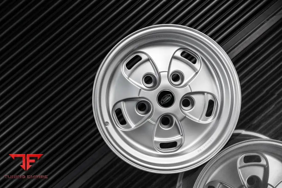 LAND ROVER DEFENDER KAHN FORGED WHEELS