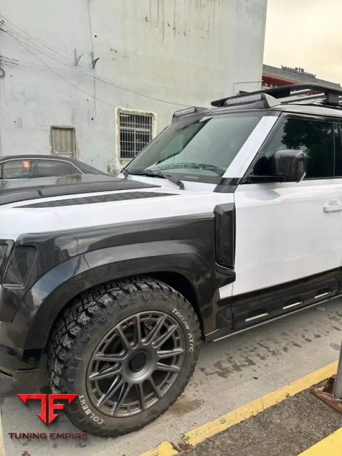 LAND ROVER DEFENDER L663 110 2019 + DRY CARBON BODY KIT