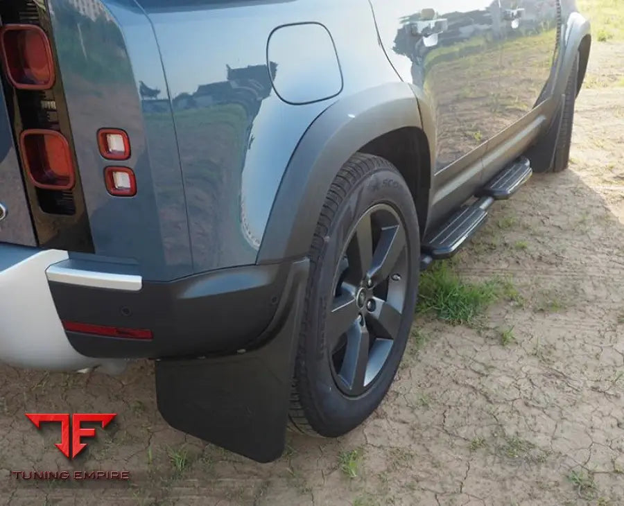 LAND ROVER DEFENDER MATTE BLACK OVER FENDERS ARCHES 110 90