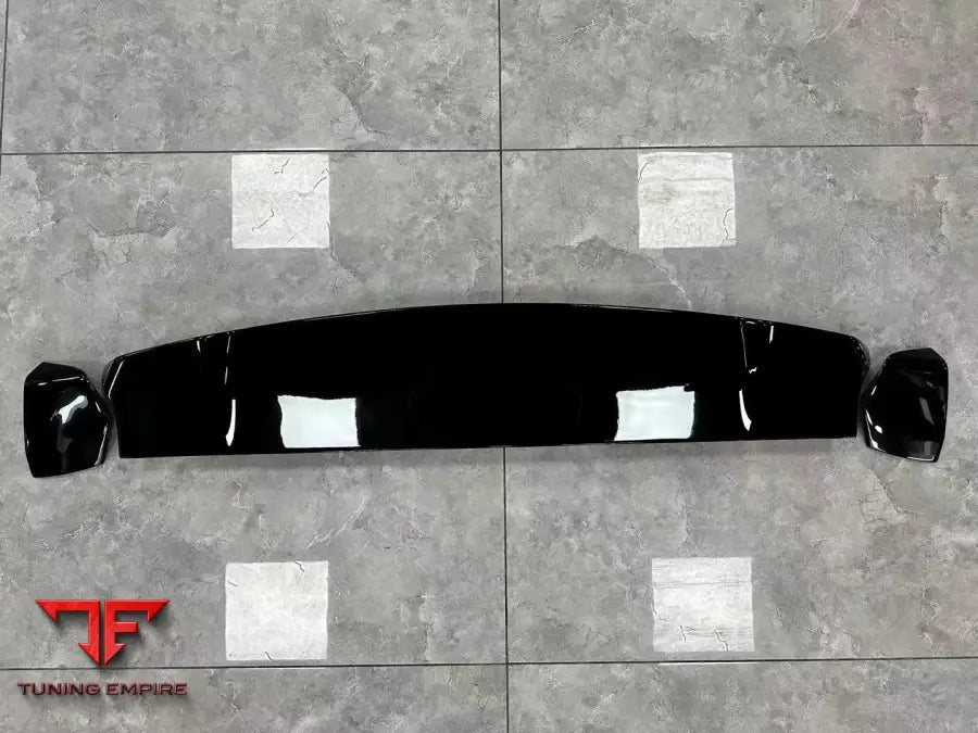 LAND ROVER DISCOVERY 4 REAR TOP SPOILER