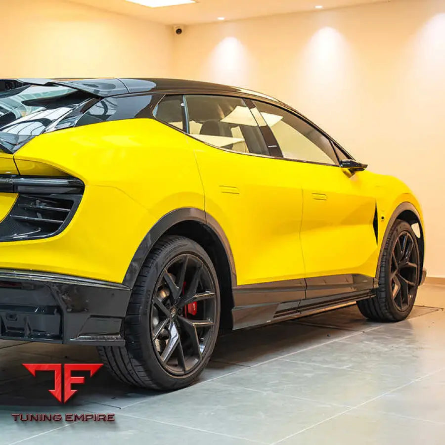 LOTUS ELETRE CARBON FIBER PARTS