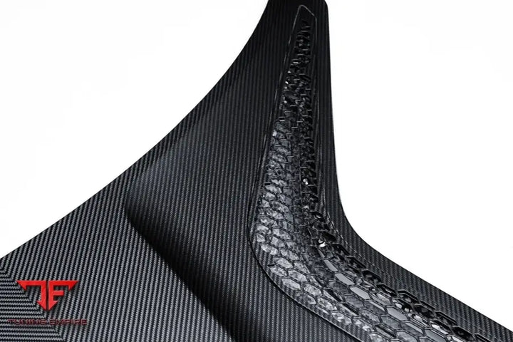 LOTUS EMIRA CARBON FIBER PARTS