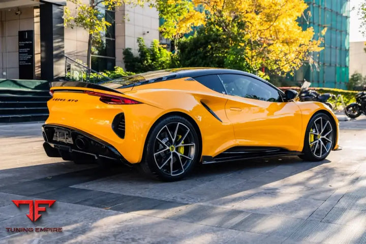 LOTUS EMIRA CARBON FIBER PARTS