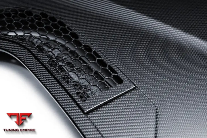 LOTUS EMIRA CARBON FIBER PARTS