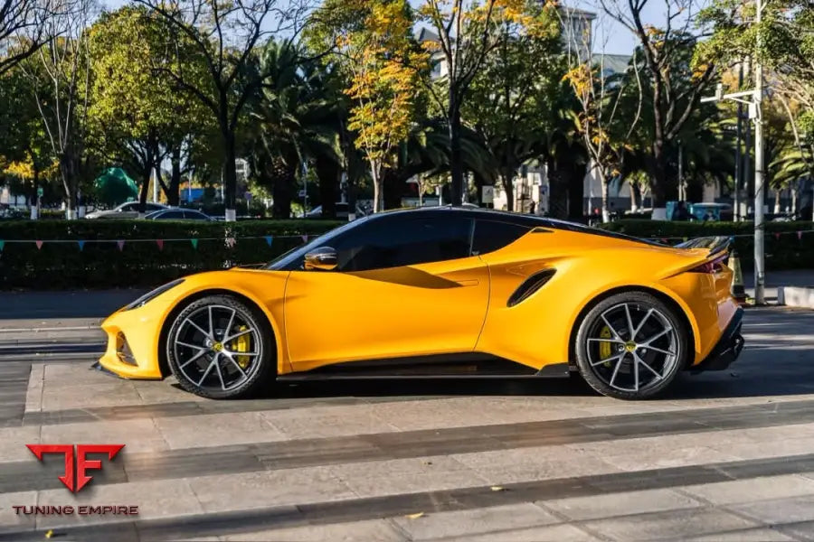 LOTUS EMIRA CARBON FIBER PARTS