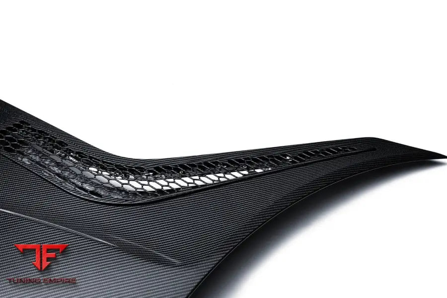 LOTUS EMIRA CARBON FIBER PARTS