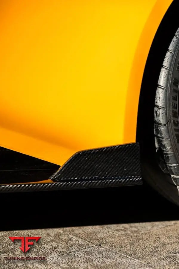 LOTUS EMIRA CARBON FIBER PARTS