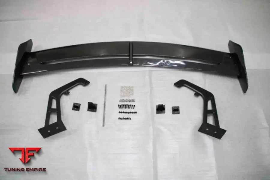 LOTUS EMIRA CARBON REAR SPOILER