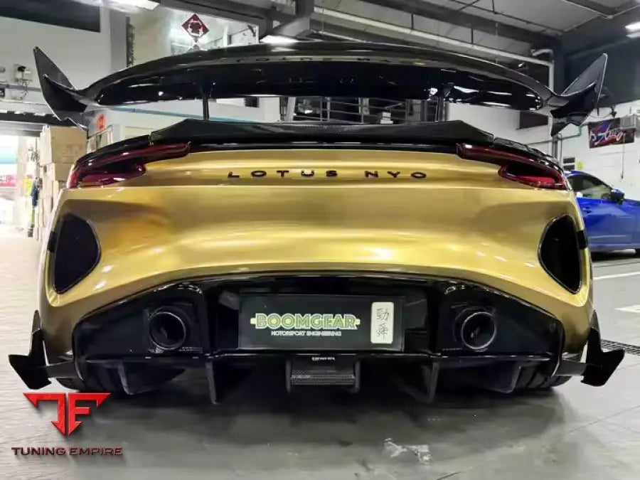 LOTUS EMIRA GT4 MONOTEK CARBON FIBER BODY KIT