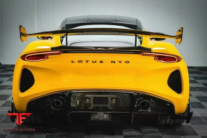 LOTUS EMIRA RAZOR CARBON FIBER BODY KIT
