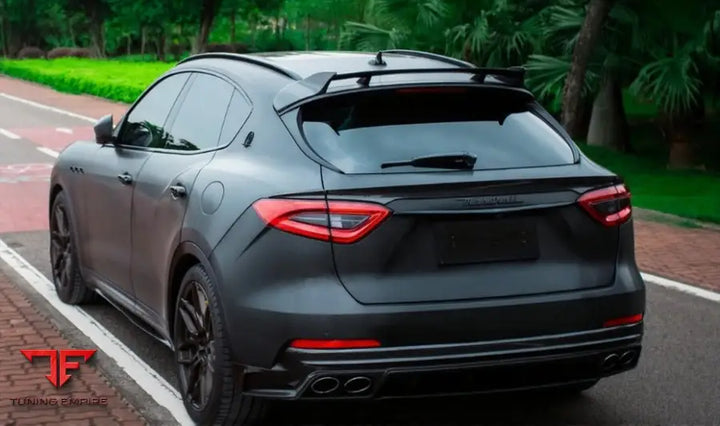 MASERATI LEVANTE CARBON AERO KIT