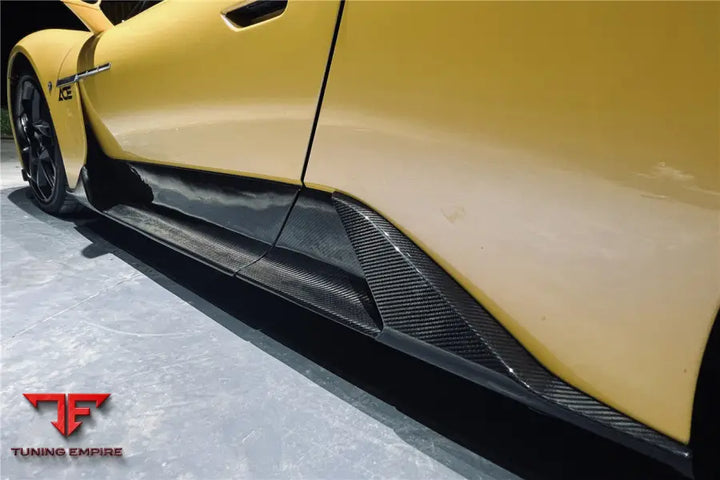 MASERATI MC20 OE DRY CARBON FIBER SIDE SKIRTS