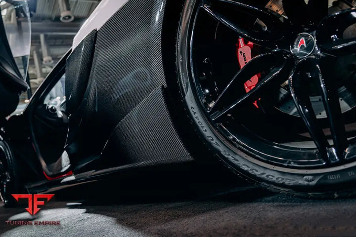 MCLAREN 600LT CABON FIBER QUARTER PANEL REAR SIDE SKIRTS BSD