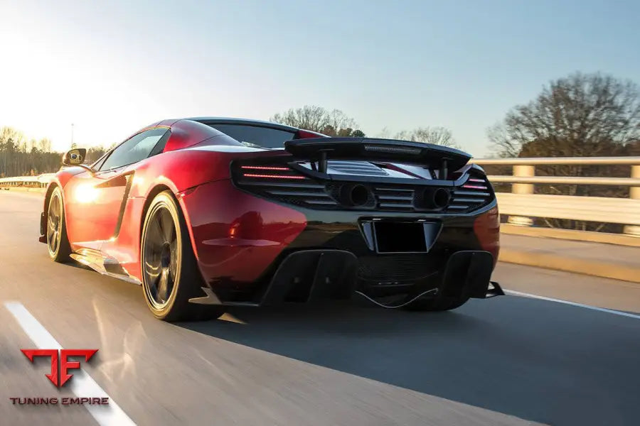 MCLAREN 650S & MP4 12C BKSS STYLE CARBON FIBER SIDE SKIRTS BSD