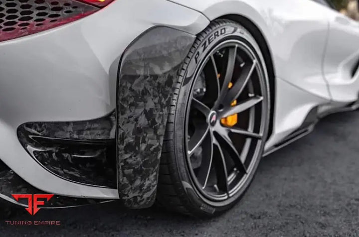 MCLAREN 720S DRY CARBON BODY KIT