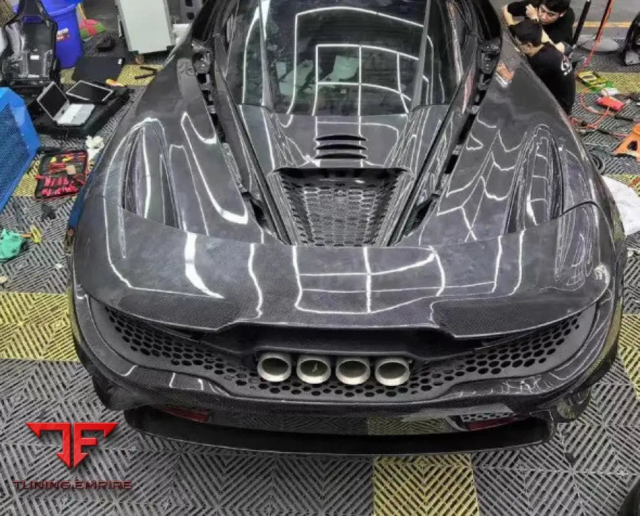 MCLAREN 720S UPGRADE TO 765LT CARBON FIBER BODY KIT