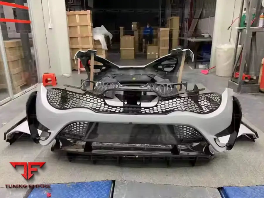 MCLAREN 720S UPGRADE TO 765LT STYLE CARBON BODY KIT