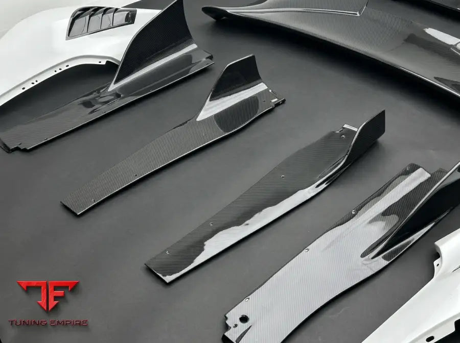 MCLAREN 750S CARBON FIBER BODY KIT