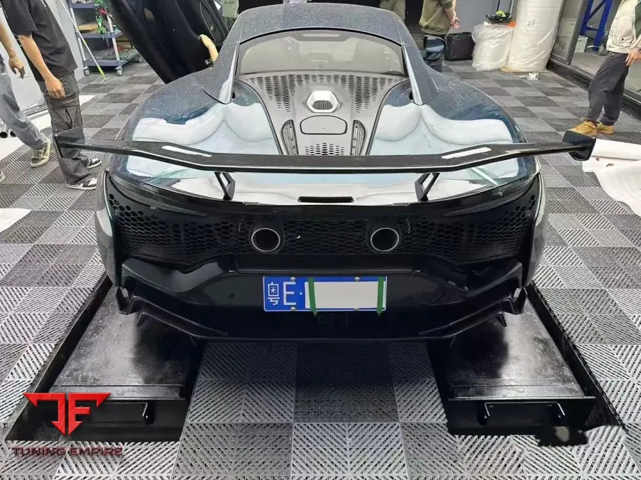 MCLAREN ARTURA CARBON FIBER BODY KIT 2021Y