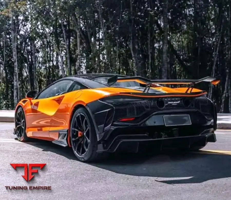 MCLAREN ARTURA CARBON FIBER BODY KIT