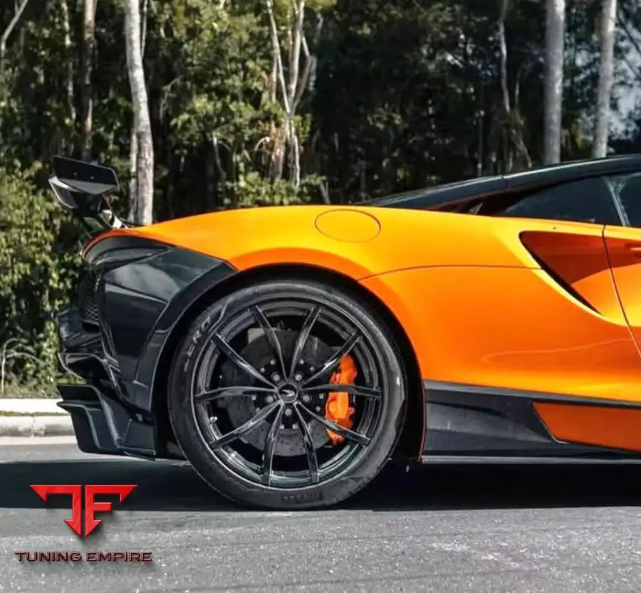 MCLAREN ARTURA CARBON FIBER BODY KIT