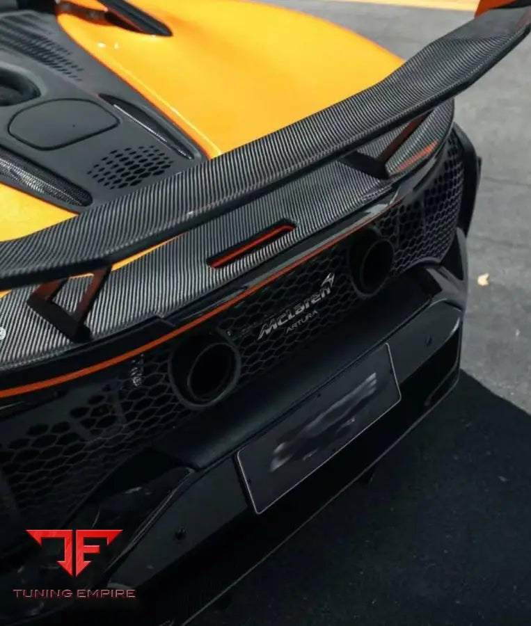 MCLAREN ARTURA CARBON FIBER BODY KIT