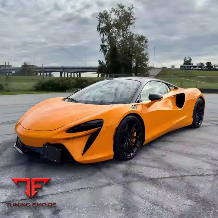 MCLAREN ARTUTRA DRY CARBON BODY KIT