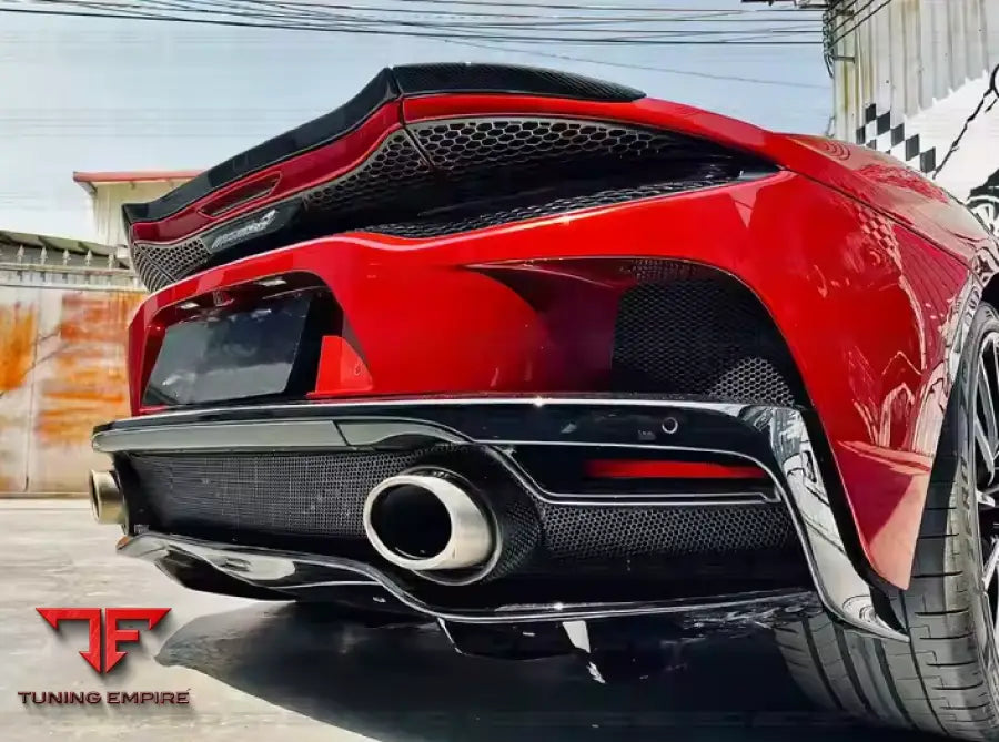 MCLAREN GT CARBON BODY LITS PARTS