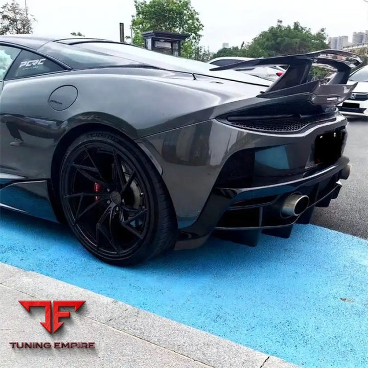 MCLAREN GT CARBON FIBER PARTS