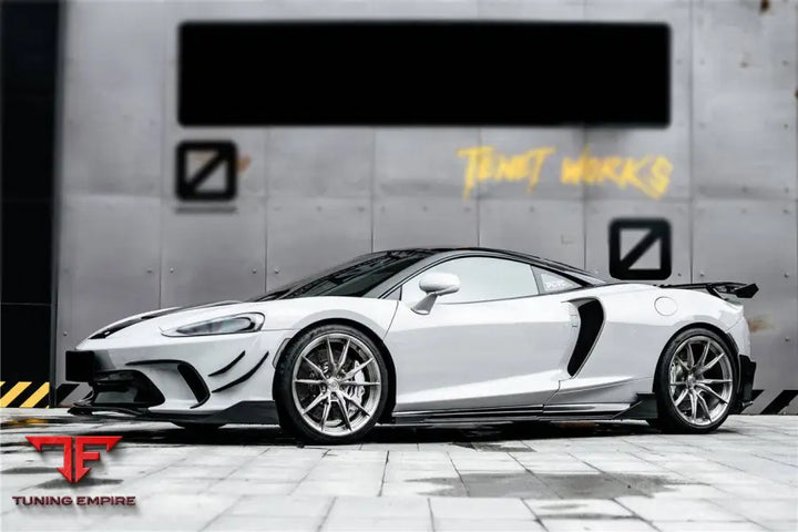 MCLAREN GT WP STYLE DRY CARBON FIBER SIDE SKIRTS BSD