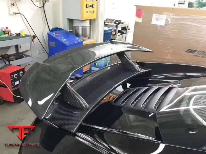 MCLAREN MP4-12C CARBON FIBER PARTS