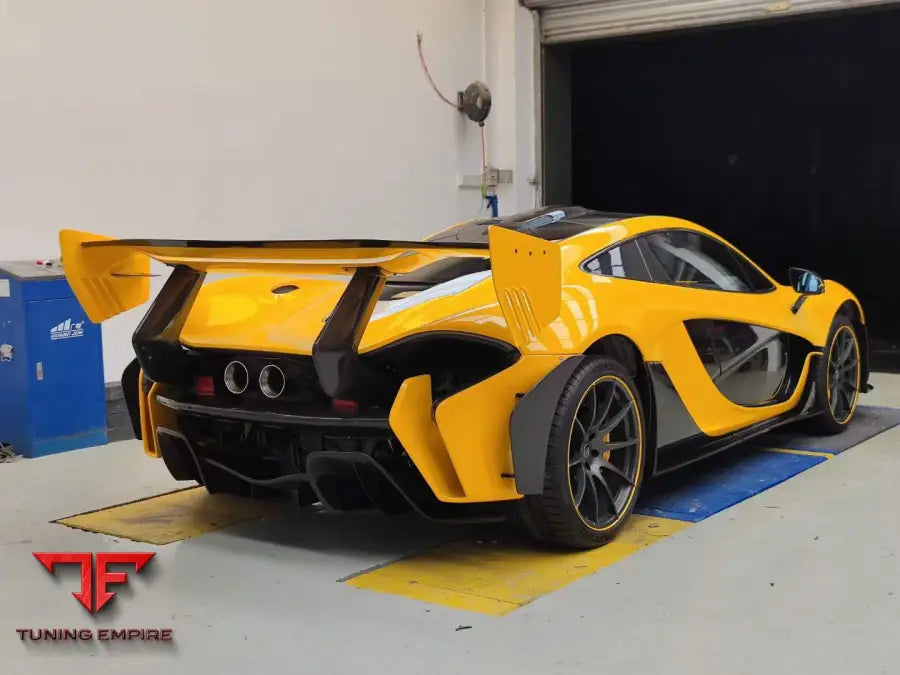 MCLAREN P1 GTR CARBON FIBER PARTS